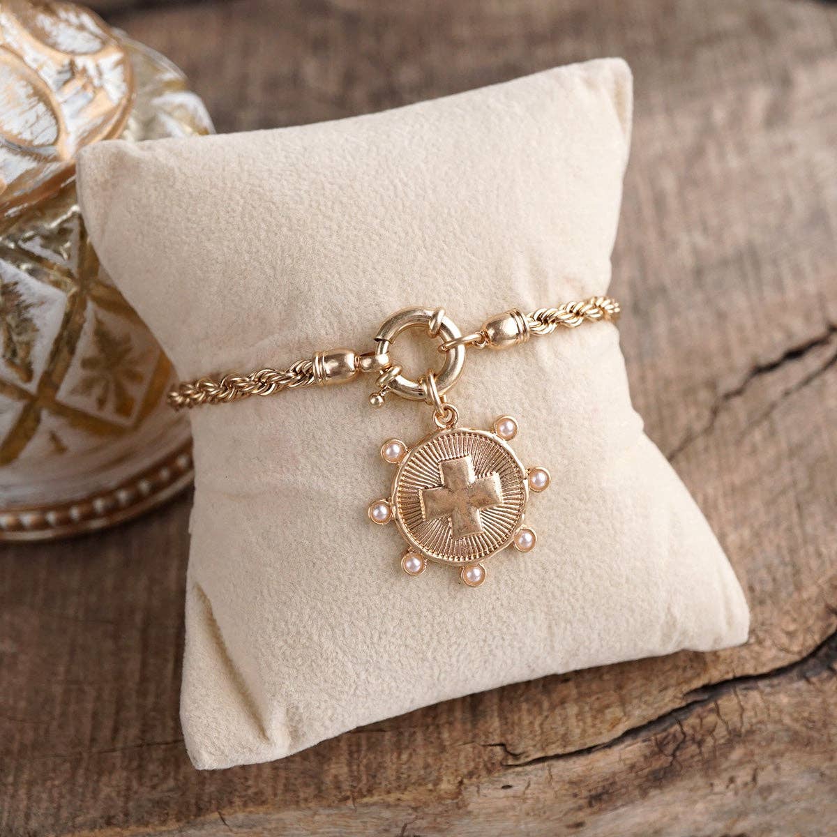Devotion Pendant Necklace