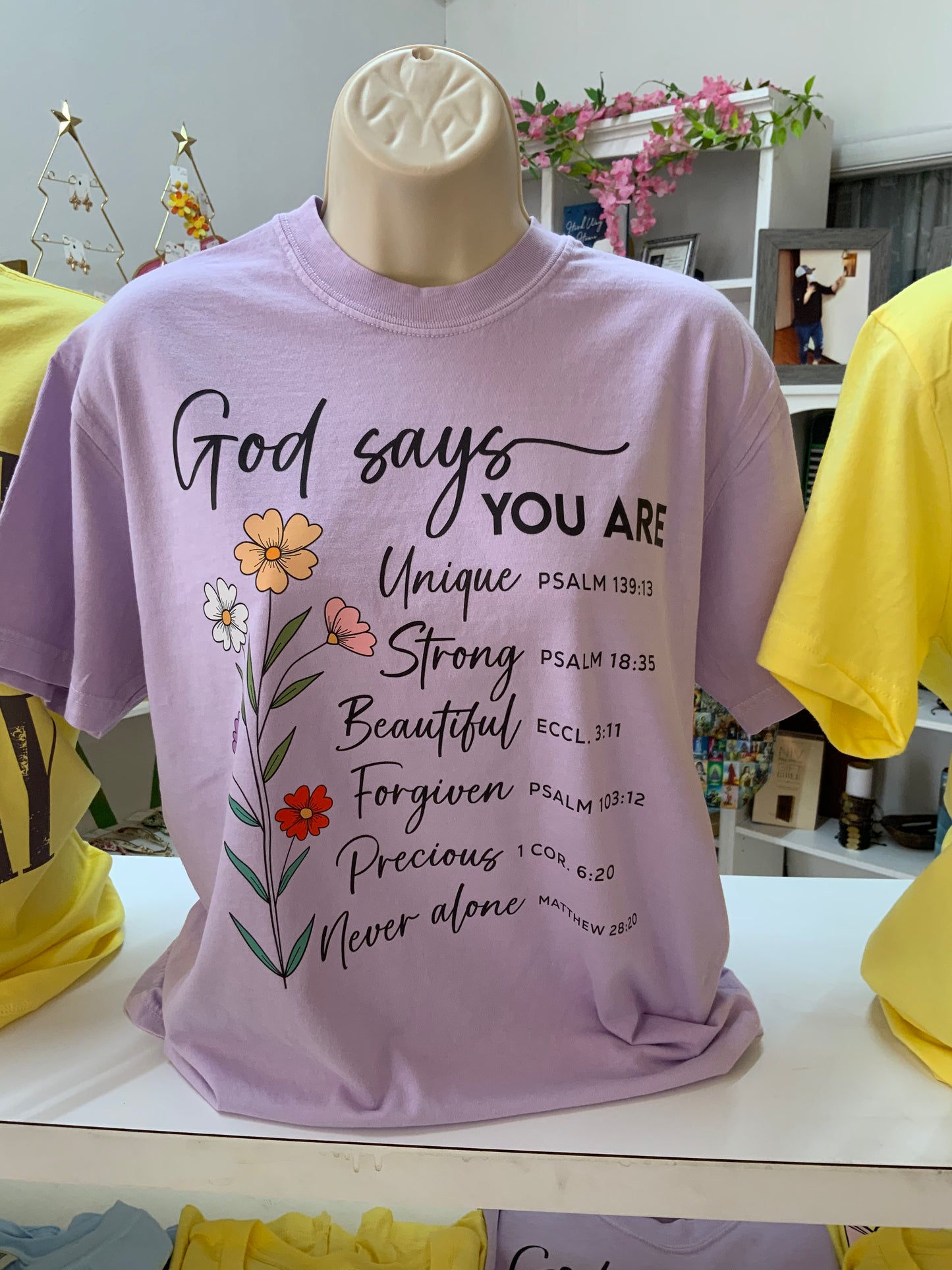 God says tee