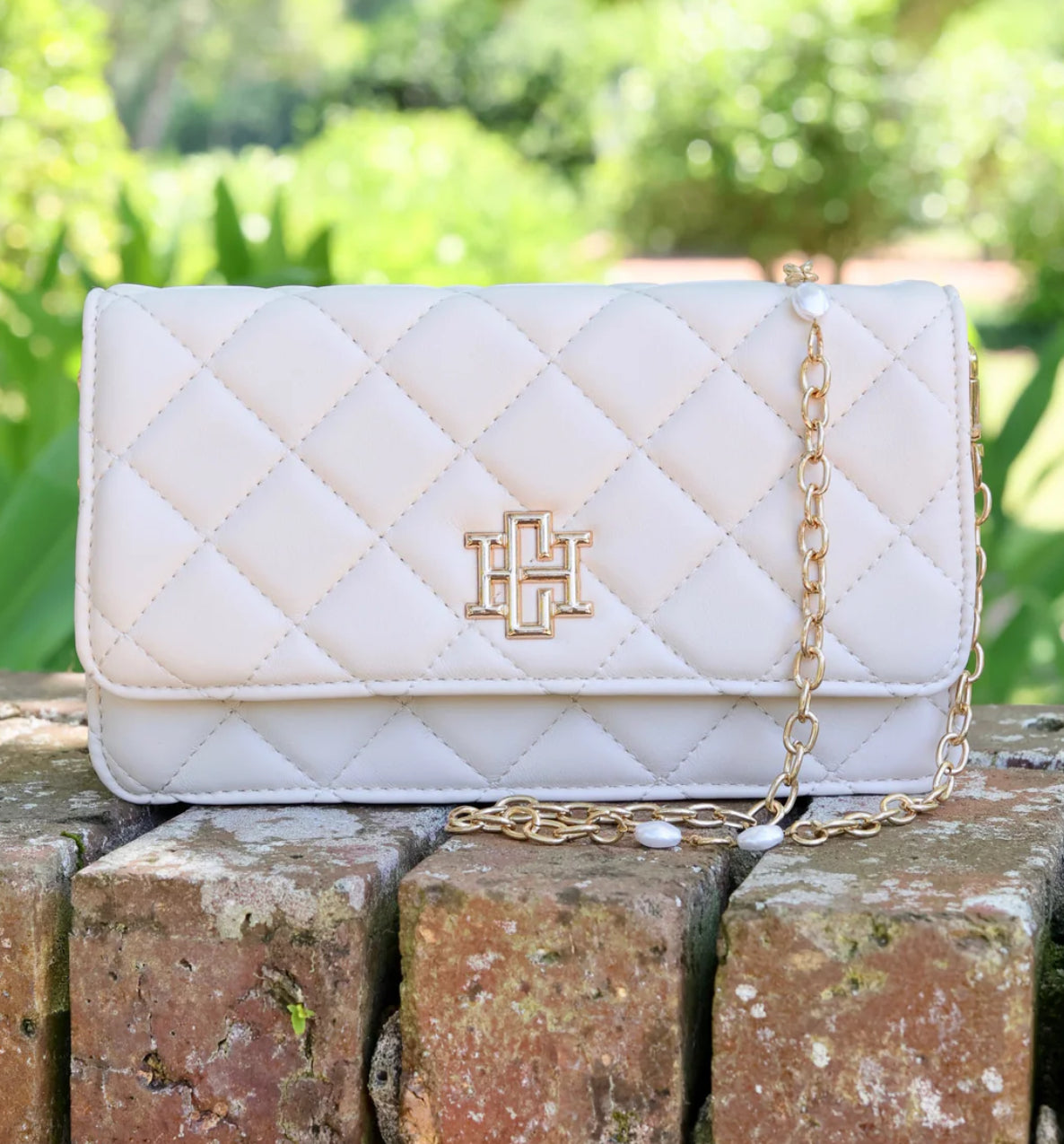 Caroline Hill Brynleigh Clutch/Crossbody Cream Quilted