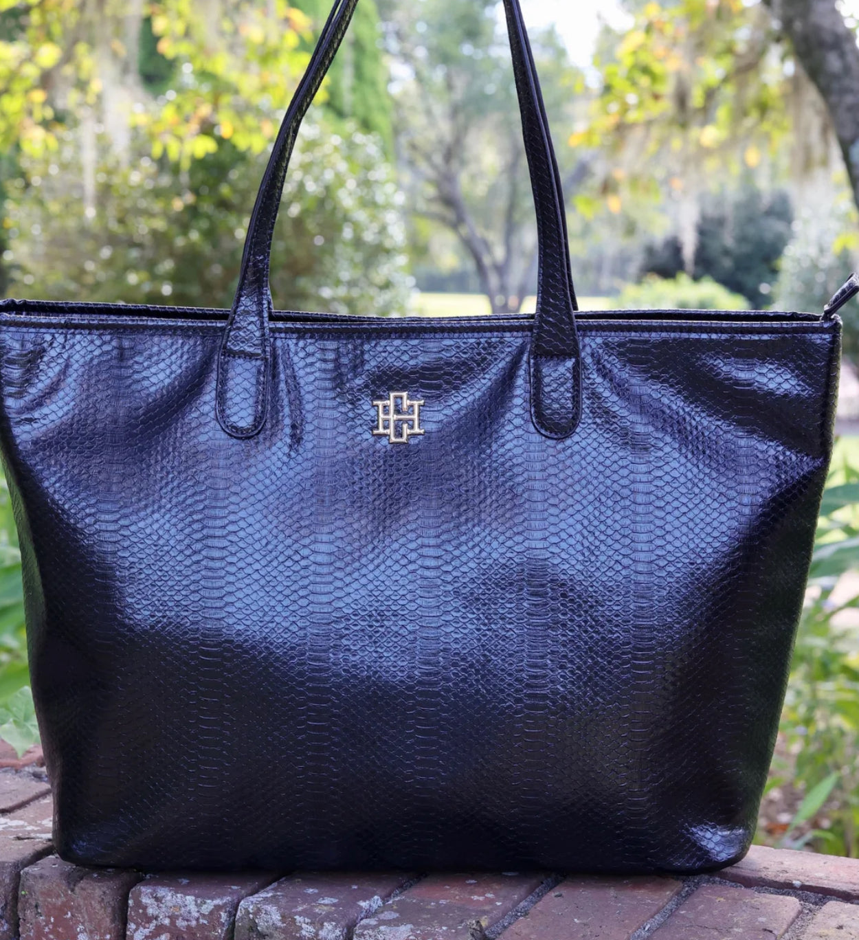 Caroline Hill Daniela Large Tote Black ES