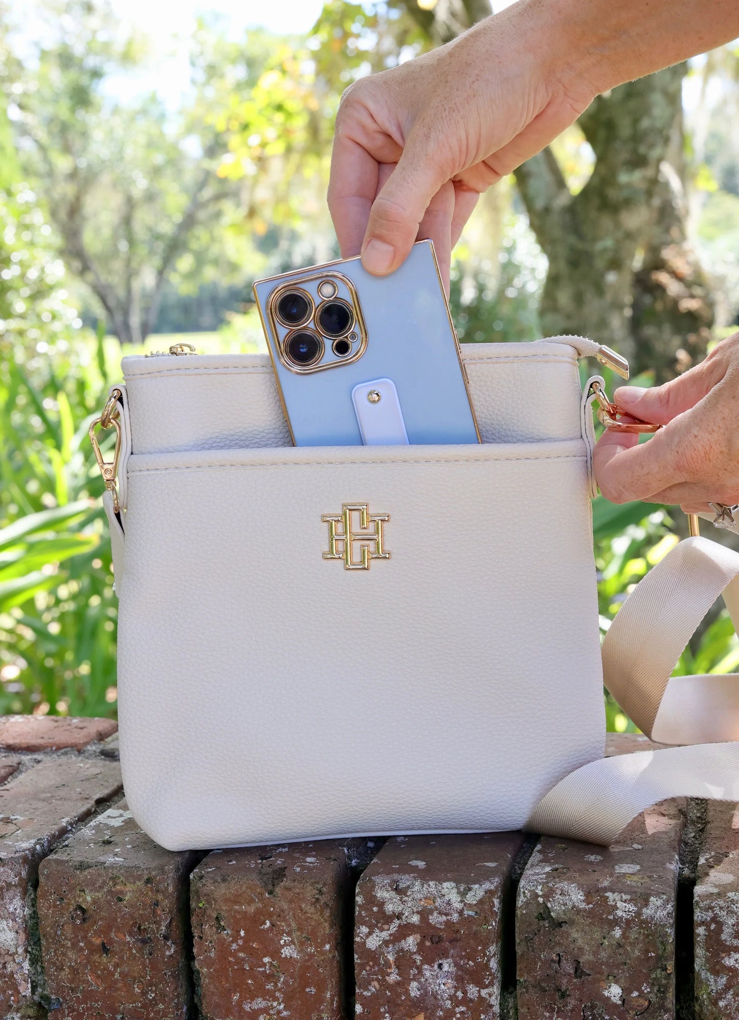 Caroline Hill Briggs Crossbody Cream