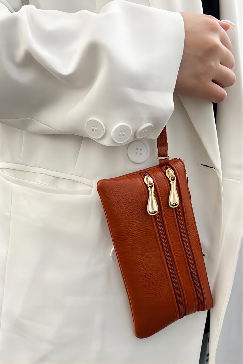 Nova Wristlet
