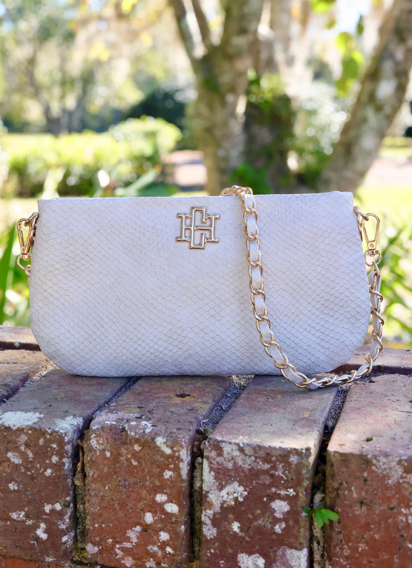 Caroline Hill Livi Crossbody Shimmer Champagne