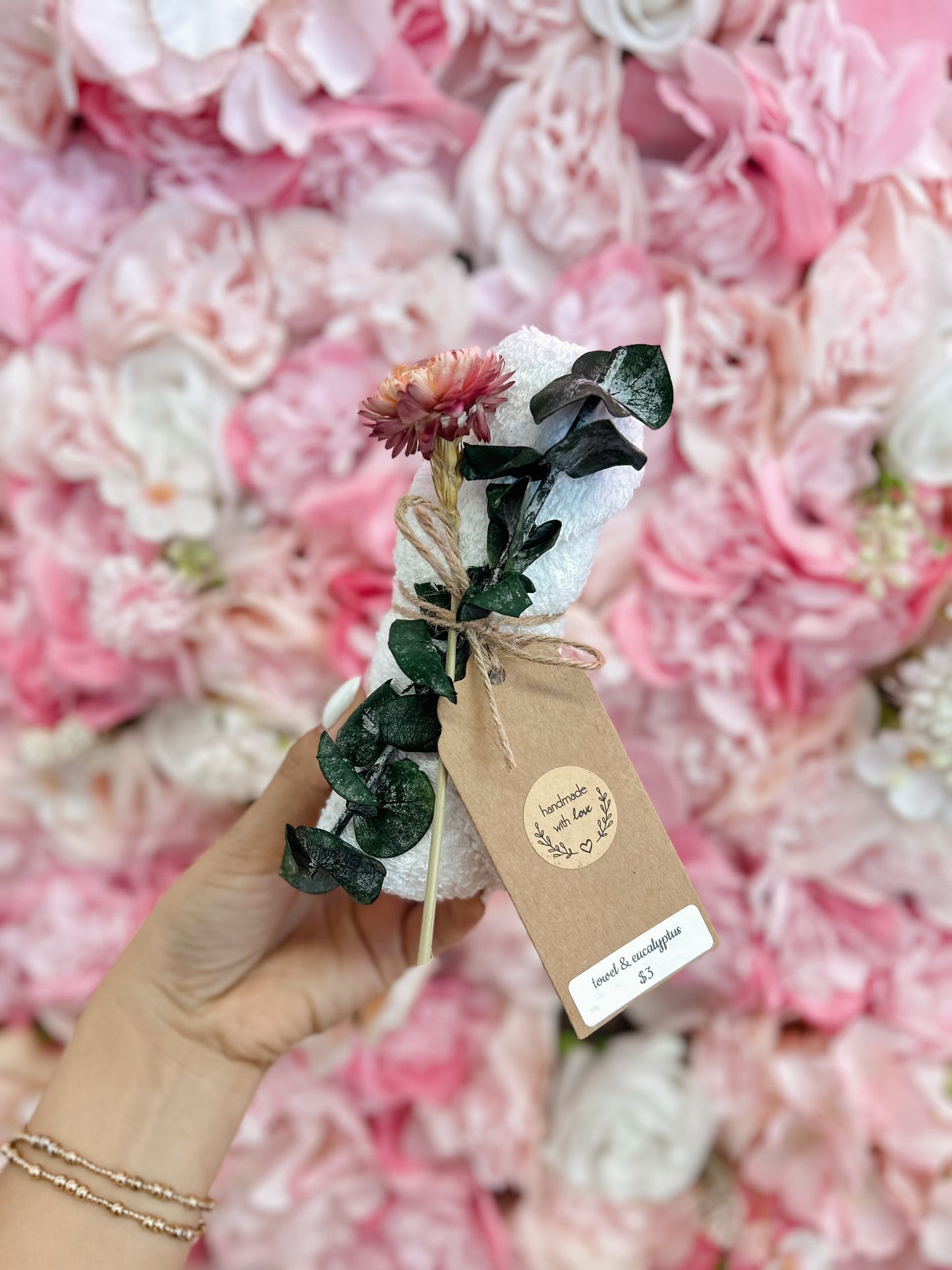 Towel & Eucalyptus Bundle
