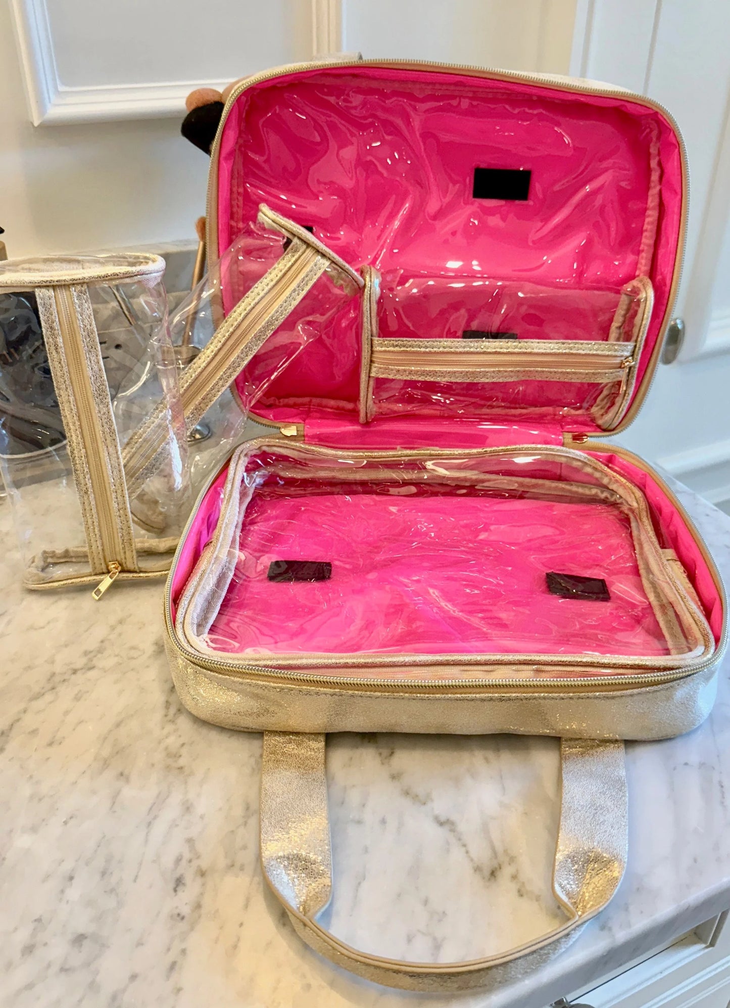 Caroline Hill Punta Cana Large Case Champagne Pop