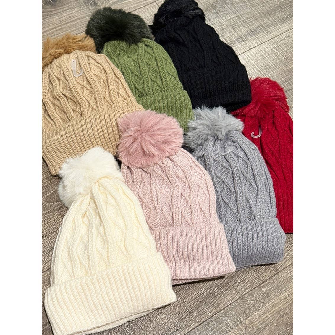 (SALE) Bailee Cable Knit Beanie