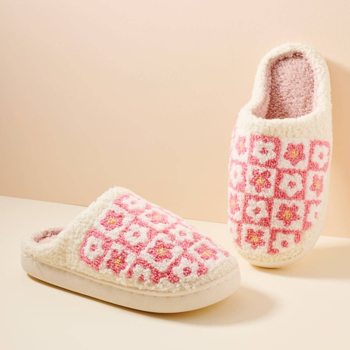 Checkered Flower Slipper