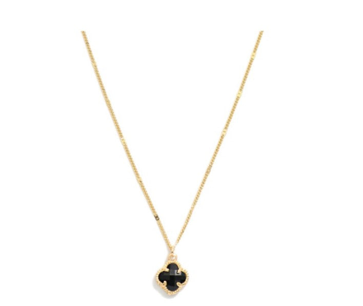 Naomi Single Pendant Necklace