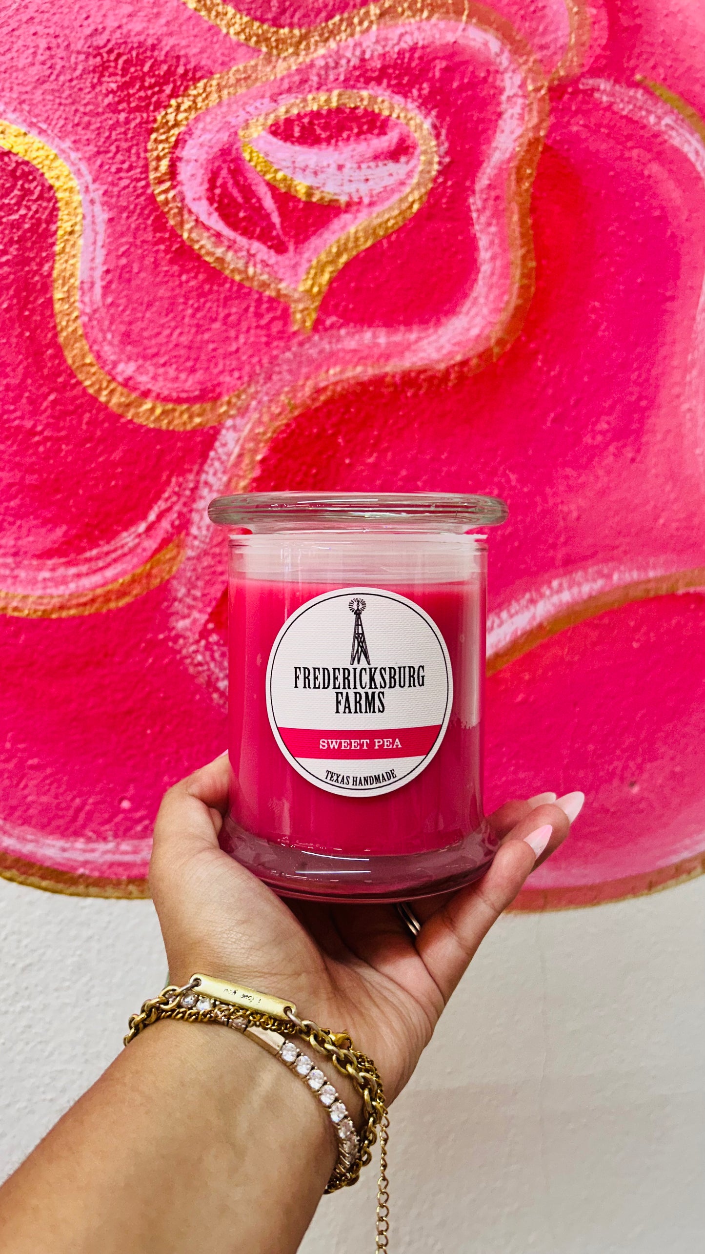 Sweet Pea (9oz) Fredericksburg Candle