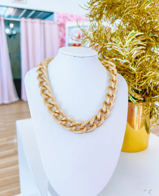 POSH Gold Chunky Necklace