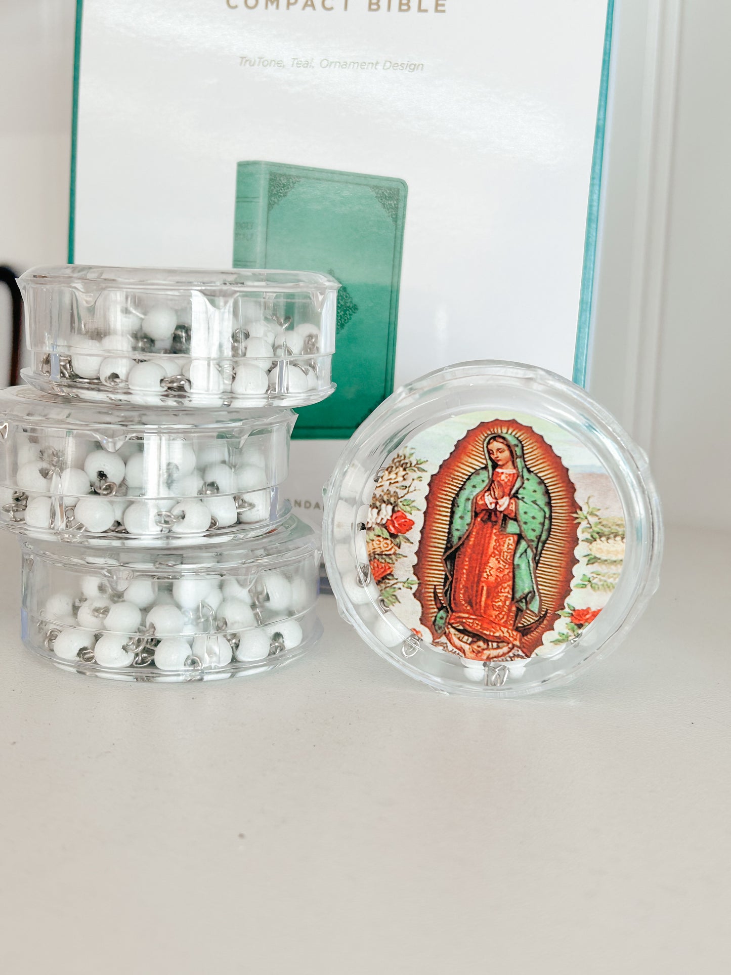 Virgin Mary Circle Boxed Rosary - White